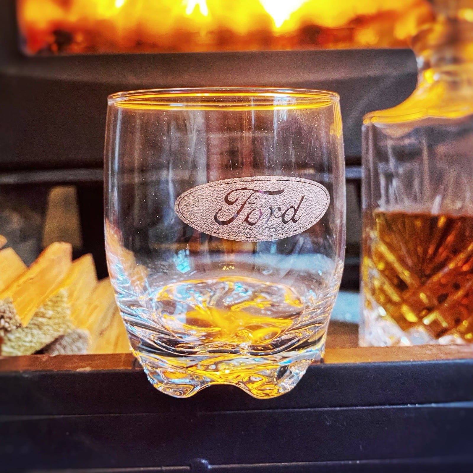 Ford Whisky Glass – 210ml Tumbler in Luxury Gift Box – Ideal Gift for Car Lovers & Ford Enthusiasts Ford Whisky Glass – 210ml Tumbler in Luxury Gift Box – Ideal Gift for Car Lovers & Ford Enthusiasts