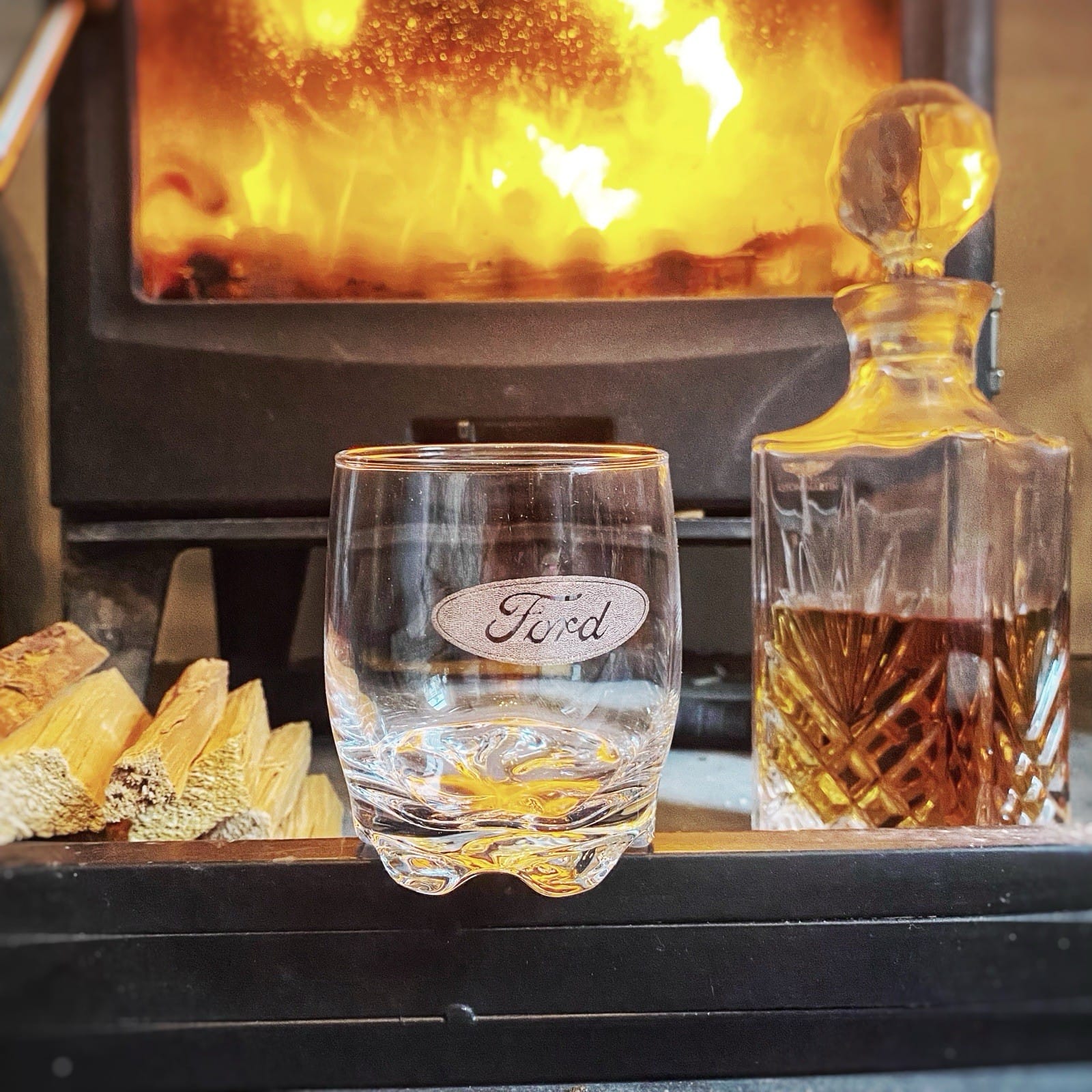 Ford Whisky Glass – 210ml Tumbler in Luxury Gift Box – Ideal Gift for Car Lovers & Ford Enthusiasts Ford Whisky Glass – 210ml Tumbler in Luxury Gift Box – Ideal Gift for Car Lovers & Ford Enthusiasts